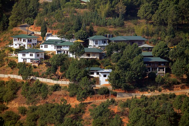 Meri Puensum Resort